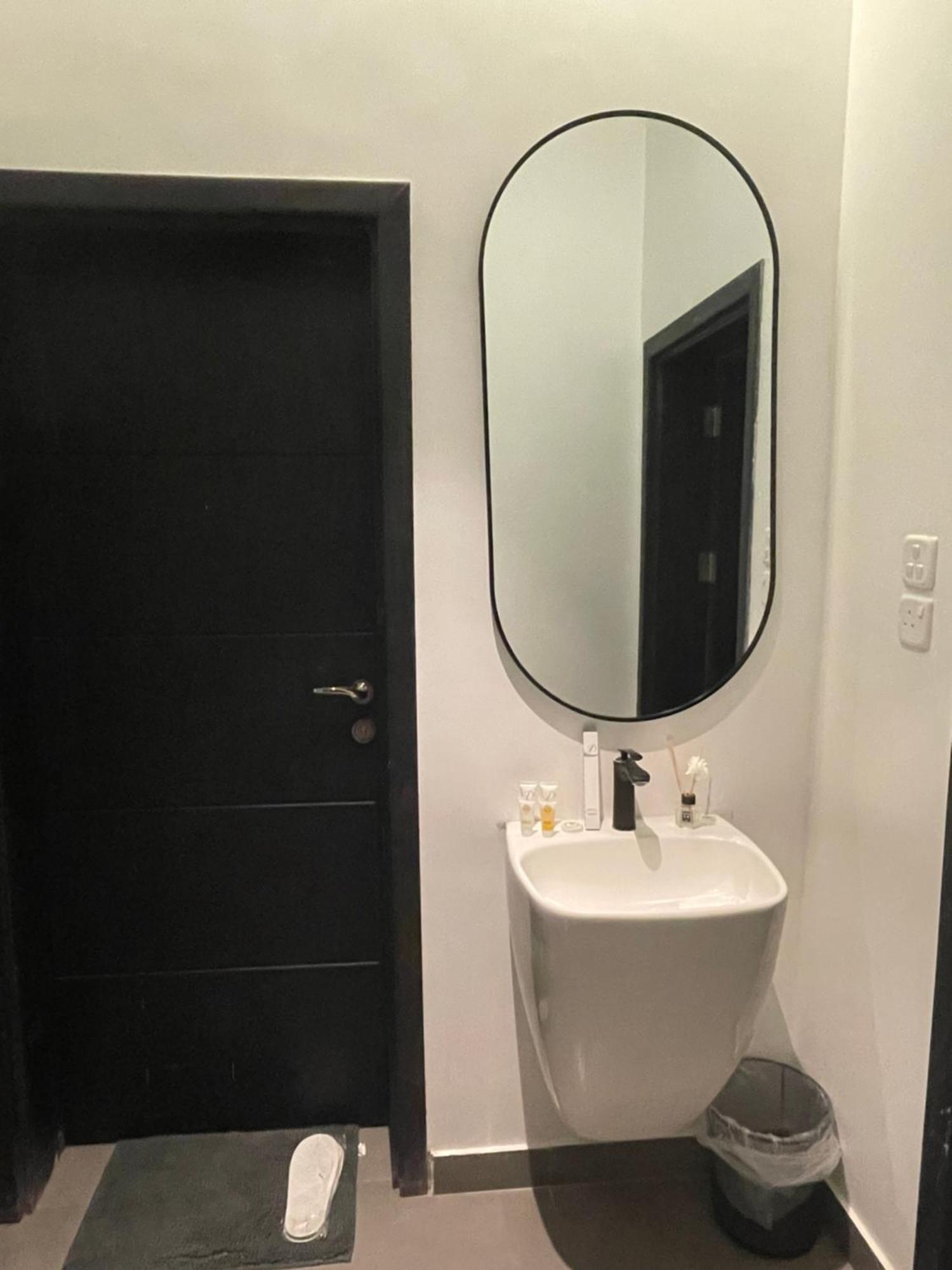 Ladan Apartment อาลูลา ภายนอก รูปภาพ